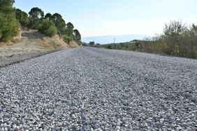 Datça'da sağanak yağış öncesi temizlik çalışmaları hız kazandı