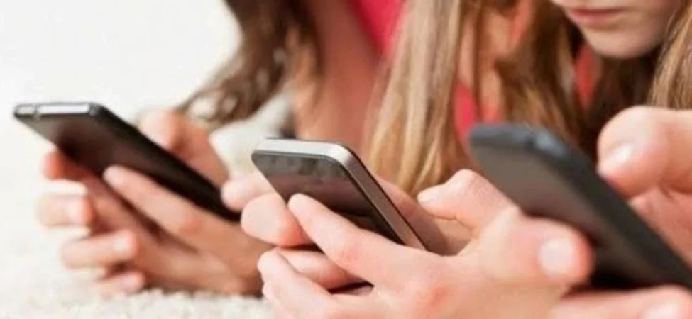 Yeni sosyal medya düzenlemesi: 15-18 yaş arası kullanıcılar için kısıtlamalar getirildi