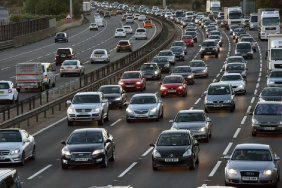 Almanya'da elektrikli araçların sayısı benzinli araçları geçti