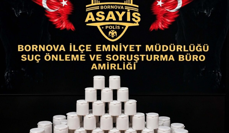 Bornova’da bir evde yapılan operasyonda 2 bin 775 sentetik hap ele geçirildi