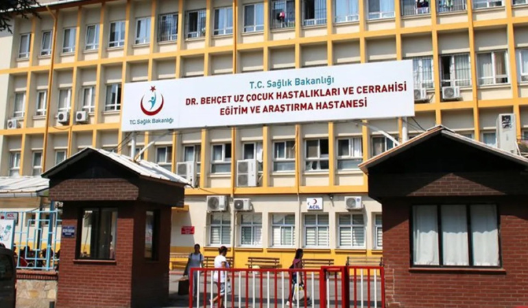 Alya bebek, kalp ameliyatının ardından annesine kavuştu