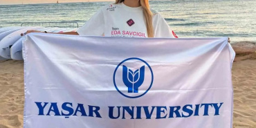 Eda Savcıgil, Molokai Kanalı'nı geçerek en genç Türk unvanını kazandı