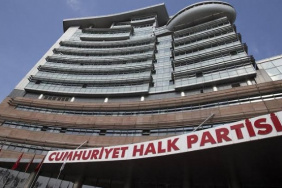 CHP, YENİ Parti ile birlikte hareket eden 48 kişiyi ihraç etti
