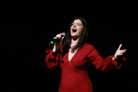 Cecilia Krull, İzmir'de sahne aldı