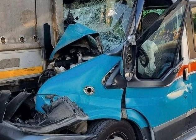 Çiğli’de alkollü dolmuş kazasında ağır yaralanan Nehir Semerciler ikinci ameliyatını geçirdi