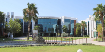 İzmir Bakırçay Üniversitesi 30 yeni akademik pozisyon açtı