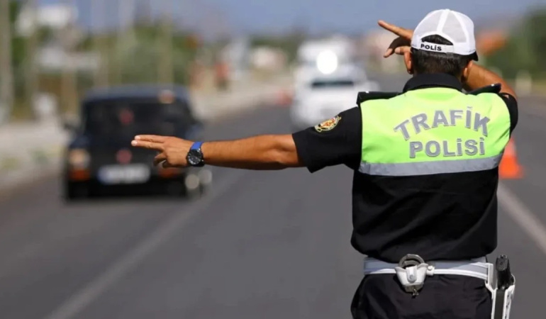 İzmir’de yaralanmalı trafik kazalarında motosikletlerin oranı yüksek