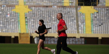 İzmirli baba-kız atletizmde başarılarına devam ediyor