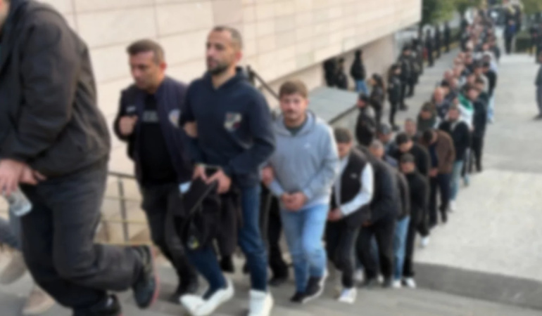 İzmir’in de aralarında olduğu 33 ilde yapılan yasa dışı bahis operasyonunda 78 kişi tutuklandı