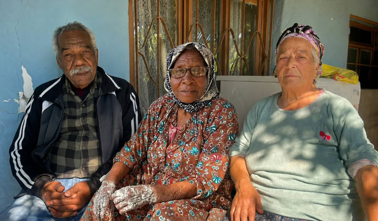 İzmir’deki Afro-Türkler, köklerini koruyarak yaşamaya devam ediyor