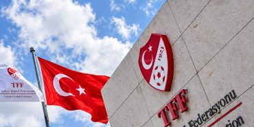 Göztepe'ye PFDK'dan 420.000 TL ceza ve bilet bloke kararı