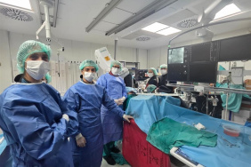 İzmir'deki hastanede MitraClip yöntemiyle mitral kapak onarımı yapıldı