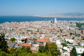 İzmir'deki yapıların yarısı eski tarihlerde inşa edildi