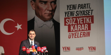 YENİ Parti İzmir İl Kongresi'nde Çağatay Güç yeniden başkanlık görevine seçildi