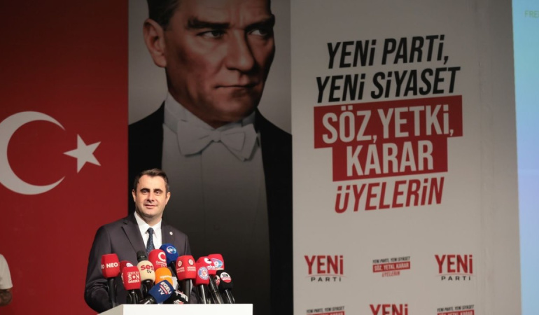 YENİ Parti İzmir İl Kongresi’nde Çağatay Güç yeniden başkanlık görevine seçildi